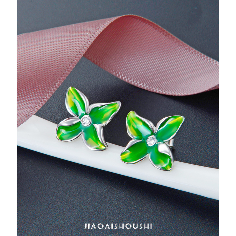 925 flores de plata esterlina pernos de orejas femeninos coreanos simplificados en estilo europeo y americano nicho de diseño personalidad pendientes temperamento orejas