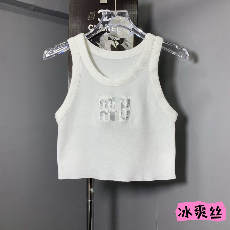 European Station Heavy Industry Hot Drilling Vest Slim-fit Short Knitted Camisole Women's Summer Sleeveless Top 2024 New Style European Station Heavy Industry Hot Drilling Vest Slim-fit Short Knitted Camisole Women's Summer Sleeveless Top 2024 New Style