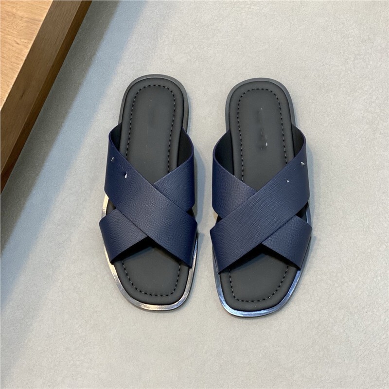 High-End New Genuine Leather Men's Cross Sandals, Fashionable and Versatile Slippers, High-End Beach Slippers, Men's Shoes