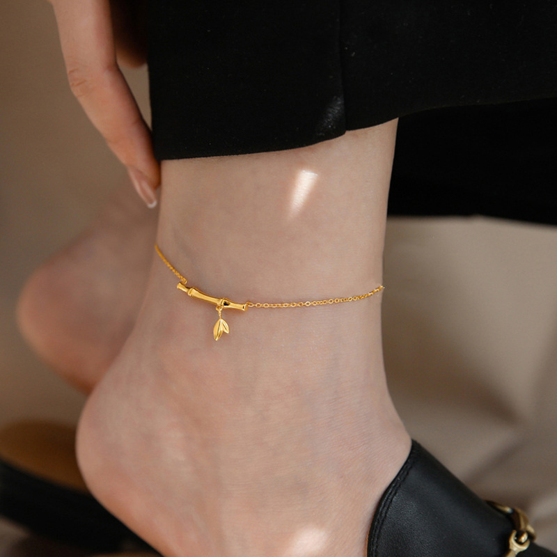 Nuevo estilo literario chino, nuevo estilo, nicho de moda, diseño de lujo ligero, sentido de alta gama, todo fósforo, simple, sección alta, tobillera de bambú, mujer