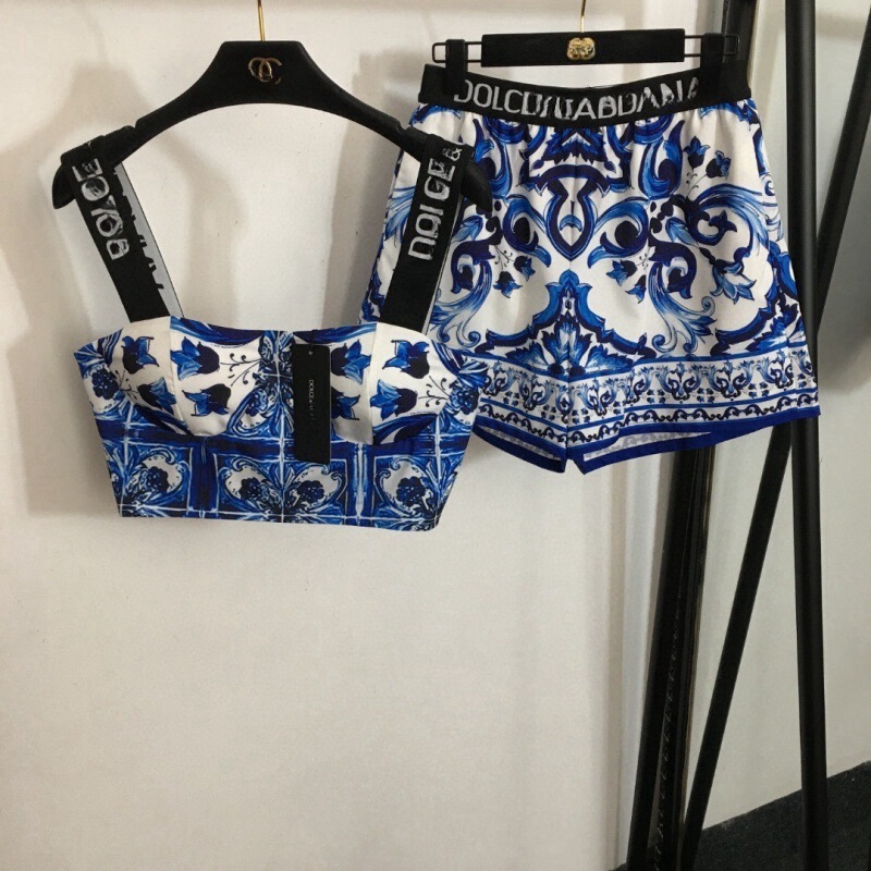 2025 Shenzhen Nanyou foreign trade high-end feeling hot European and American leisure slim temperament women's clothing seasonal fuzzy optional