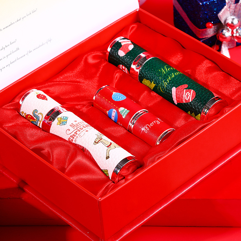Neues Christmas Limited Sheepskin Net Red Perfume Conatus Christmas Perfume Gift Box Light Fragrance Carved Lipstick Set_voghion.com
