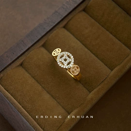 耳钉;耳环;戒指