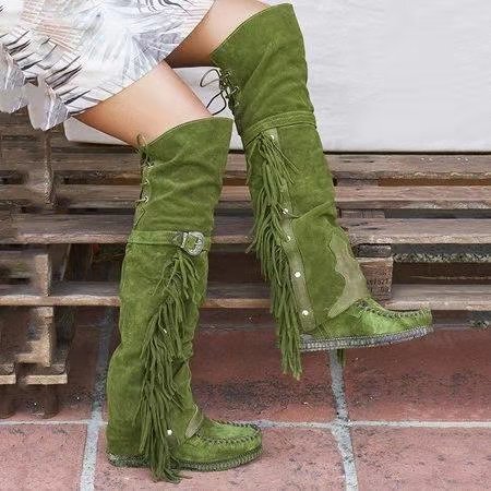 Winter boots with studs flat