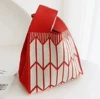 Arrow red