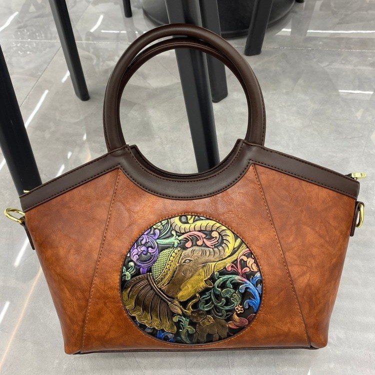 Bolso de gran capacidad 2023 transfronterizo artístico estilo nacional bolso de mujer de moda simple bolso de las axilas estilo coreano bolso de mujer de estilo occidental