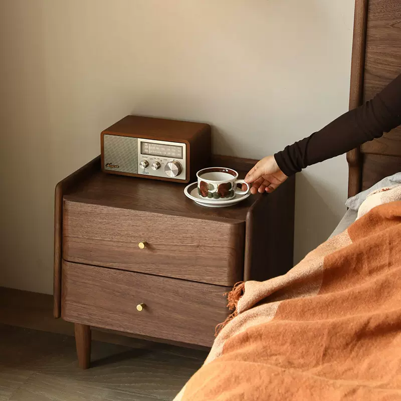 北欧简约实木黑胡桃木床头柜卧室小户型边柜床头现代日式储物柜