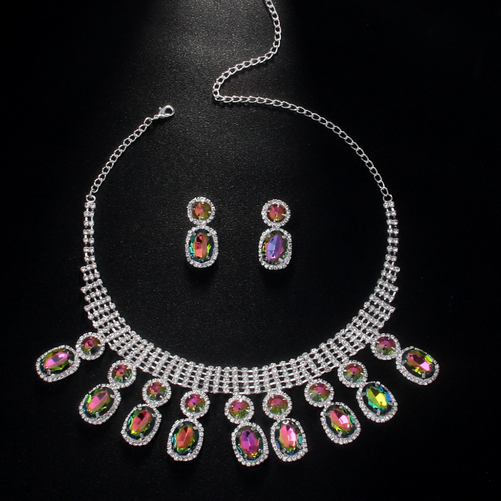 Conjunto de joyería geométrica transfronteriza de dos piezas, conjunto de joyería de diamante exagerado, cadena de clavícula, pendientes simples para mujeres