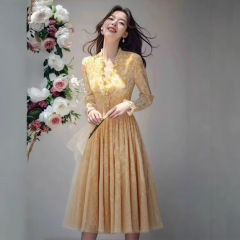 黄色の花柄長袖ワンピース2025 フレンチスタイル 見た目が良い ユニークで美しいスカート 春 ハイウエスト 細見え
