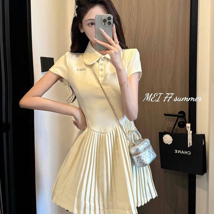 Korean Style Polo Collar Short-sleeved dress Women's 2025 Summer Design Sweet Elegant Slim-fit Stitching Pleated Skirt Korean Style Polo Collar Short-sleeved dress Women's 2025 Summer Design Sweet Elegant Slim-fit Stitching Pleated Skirt