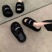 ���ëë��ЬŮ�⴩�ﶬ��2025�¿��n��ٴ�Ӽұ�ůë����һ����