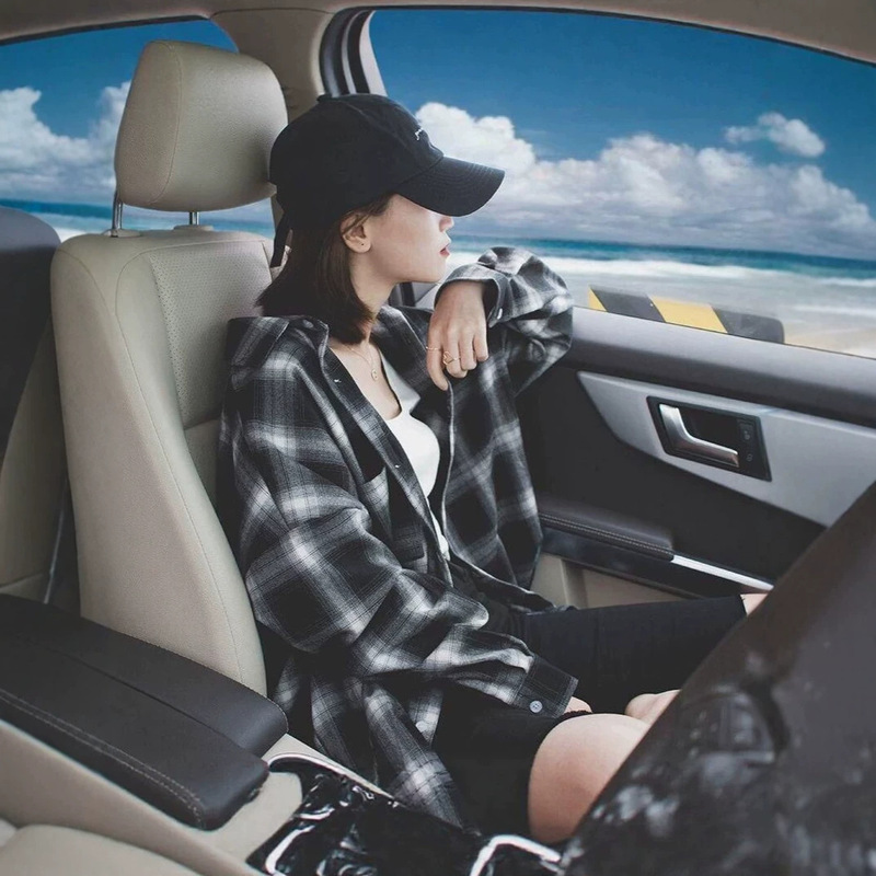 Korean-style color-block plaid shirt, sun-protective, mid-length, fashionable, with an Instagram-worthy aesthetic, loose-fitting, casual long-sleeved shirt for women Korean-style color-block plaid shirt, sun-protective, mid-length, fashionable, with an Instagram-worthy aesthetic, loose-fitting, casual long-sleeved shirt for women