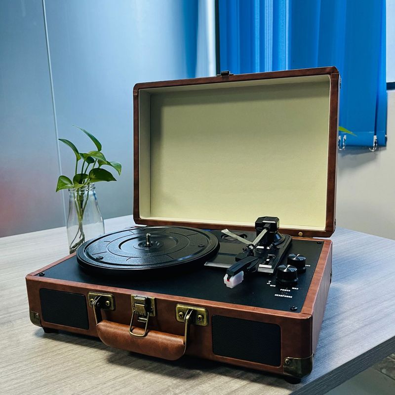 クロスボーダーのレトロな黒いゴムのレコード機のbluetoothのスピーカーの客間の古典の置物の蓄音機は携帯の音響の贈り物を持ちます。|undefined