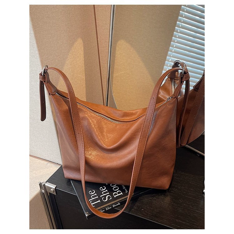 (Cross-border trading), capacious one-shoulder bag, shoulder bag