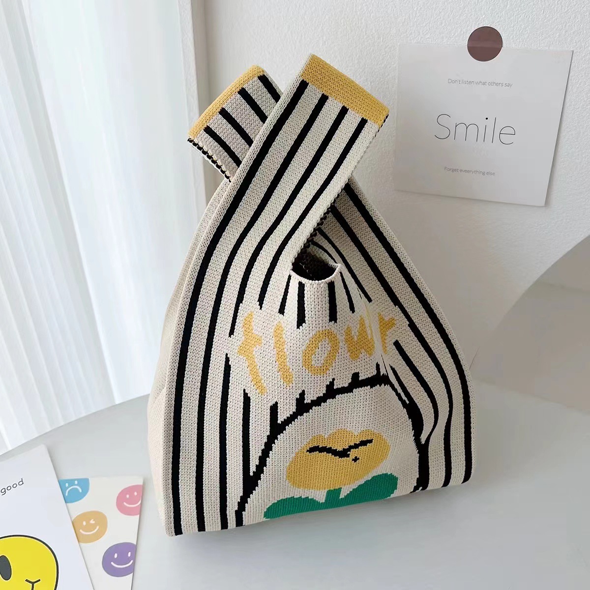 Black rice vertical stripe