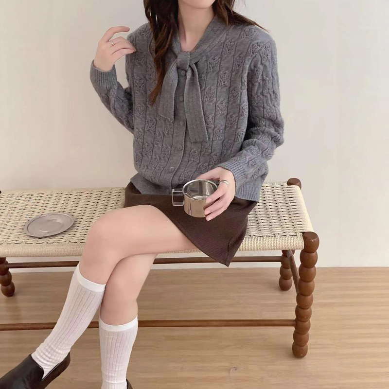 蝴蝶结飘带圆领针织毛衣春秋装女款法式休闲百搭针织衫麻花长袖潮|undefined