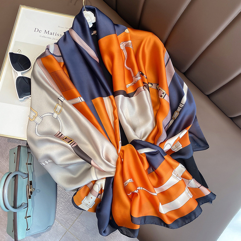 Neuer Schal mit Simulationsseidendruck, vielseitig für das Temperament von Frauen, schattenspendendes Strandtuch, Sonnenschutz im Ethno-Stil_voghion.com