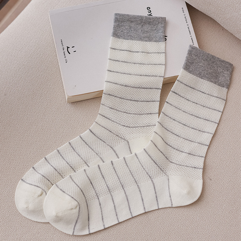 2025 primavera y verano nuevos productos japoneses verdes delgados calcetines de algodón transpirables anti-deslizante sudor calcetines de mujer frescas pila calcetines