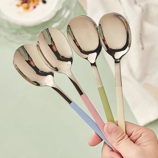 Встряхивая красная сетка корейская ложка из нержавеющей стали