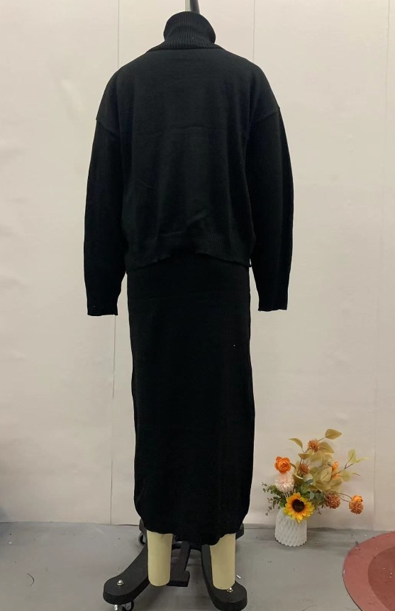 Dam set stickad tröja och kjol elegant för höst och vinter_voghion.com