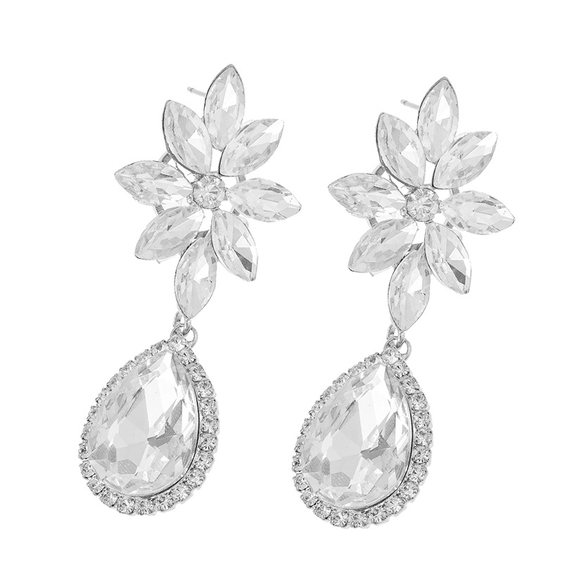 retro fashionable elegant earrings drop-shaped