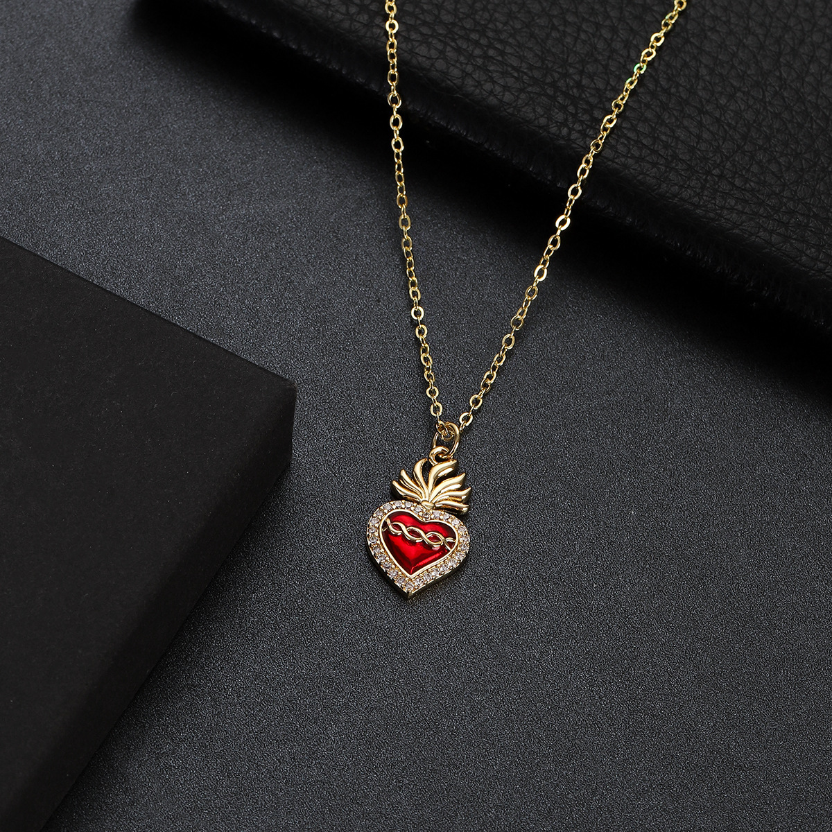 17g Weight Pendant, Chain Jewelry Making Type Copper Chain Material 1 Piece Quantity Holiday, Street Occasion Copper Material Heart Shape Pattern Unisex Gender Plating Design Retro, Simple Style Style 1 Piece Copper Heart Shape Pendant Chain 27