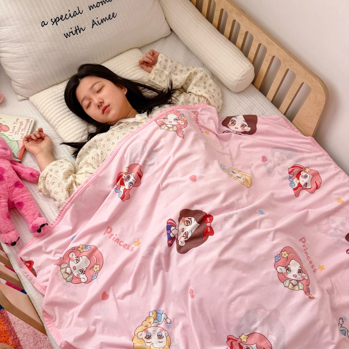 Princess girl / 80cmx110cm knitted throw blanket