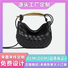 广州源头工厂加工定制各种女包简约帆布包轻奢真皮包小众编织包