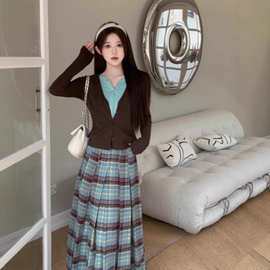 秋装女款2025年新款韩系氛围感穿搭茶里茶气别致两件套装连衣裙子