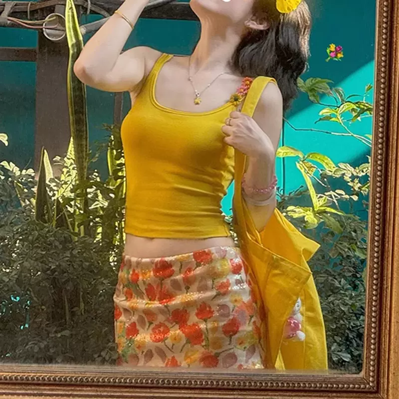霓虹盛夏小雏菊花朵胸针双肩带背心上衣含胸垫女2025年夏季小上衣