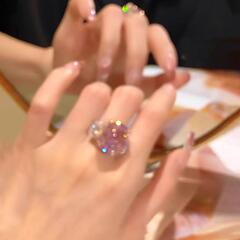 「ロマンチックな桜」のフランス式のフラッシュダイヤモンドの指輪は贅沢で高級感があります。