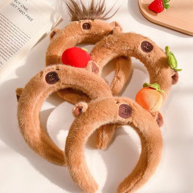 2024 otoño y invierno nuevo cabello de peluche capibara lavar la cara maquillaje cabello de peluche bonito cinturón de peluche