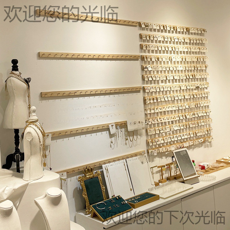 Small Jewelry Display Rack for Wall Mounting, Specifically for Clothing Stores, Suitable for Children's Clothing, Underwear, Earrings, Ear Studs, and Socks