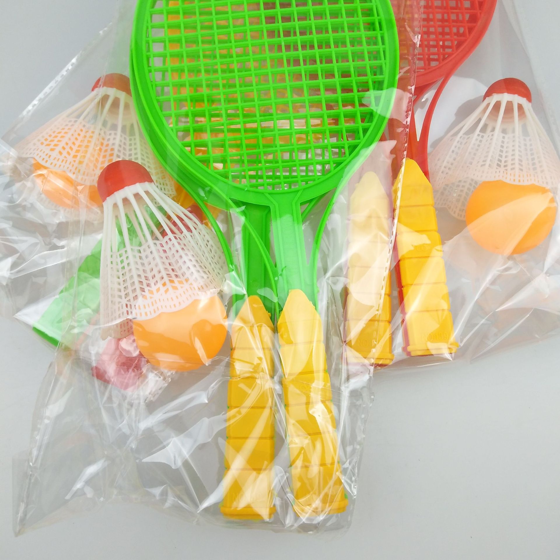 Set deportivo infantil económico, raquetas y pelotas, juguetes al por mayor