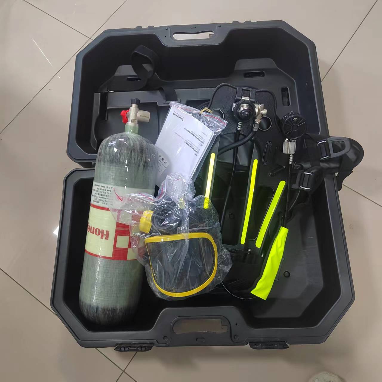 霍尼韦尔C900系列SCBA105KP自给式空气呼吸器Pano面罩6.8L气瓶现