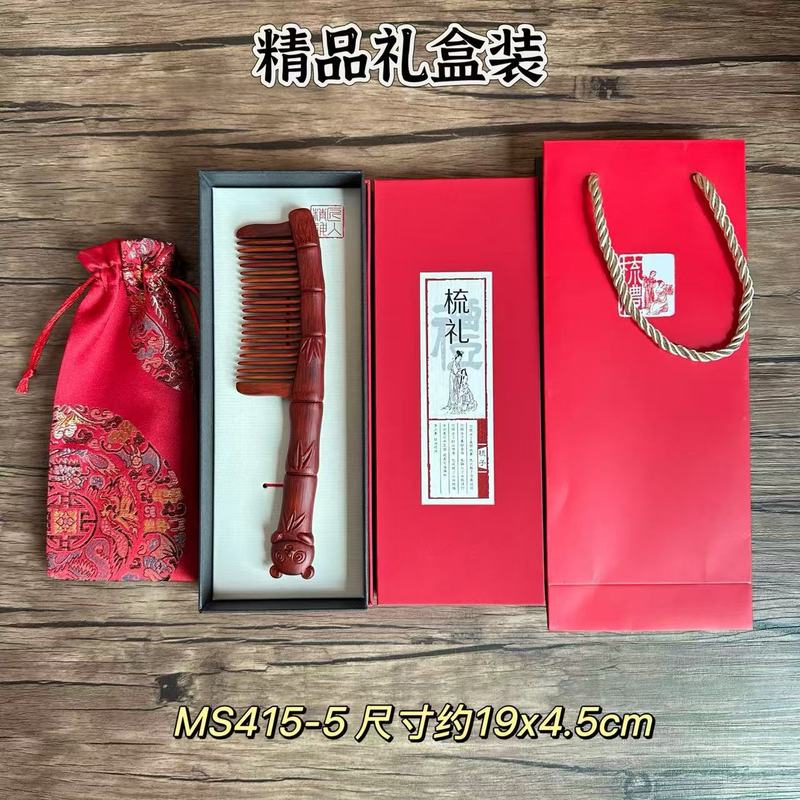 紫檀木櫛卸売 古風彫刻木櫛 女性への贈り物 ホリデーギフト 高級白檀櫛 マッサージ用|undefined