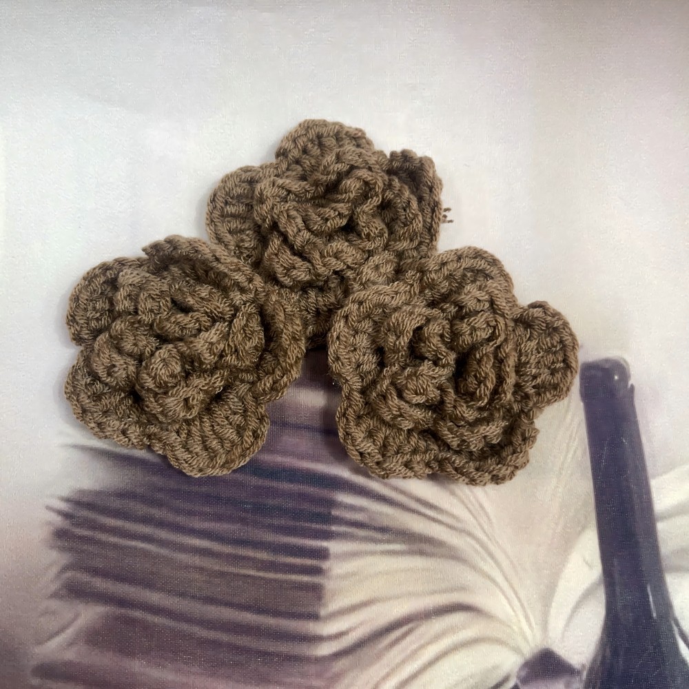 1 Piece Quantity 1 Piece 7cm Acrylic Flower Clothing Accessories Jewelry Accessories