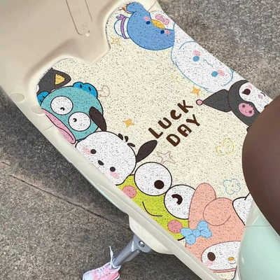Electric vehicle foot mat – Universal cartoon silk circle foot pad - sanrio-width-50xlength-70cm