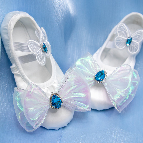 White children's dance shoes, soft-soled practice cat claw shoes, elegant ballet kindergarten performance dance shoes