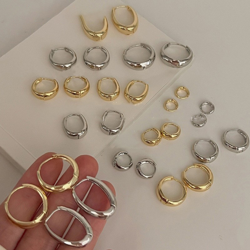 French high-end fashion niche design earrings Europe and the United States cross-border foreign trade new trend all-match non-fading earrings