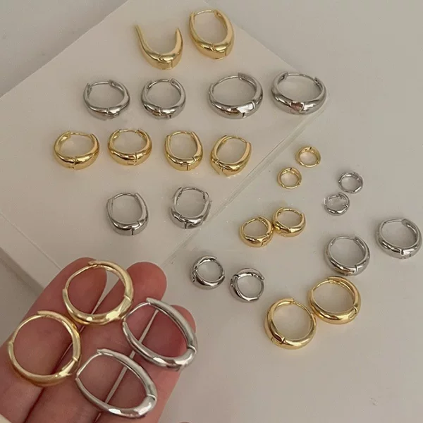 French high-end fashion niche design earrings Europe and the United States cross-border foreign trade new trend all-match non-fading earrings