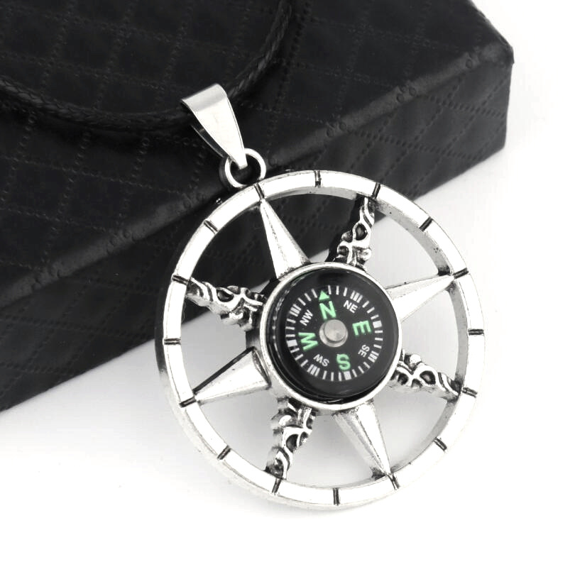 New Compass Leather Rope Male and Female Titanium Steel Pendant Couple Necklace Does Not Fade_voghion.com