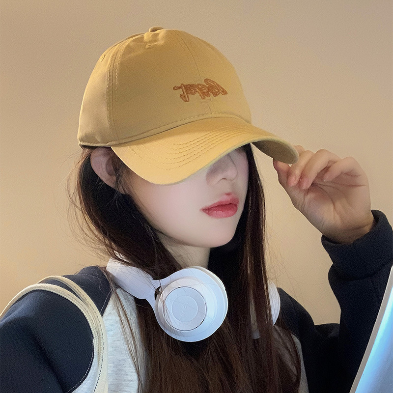 Nuevo sombrero de béisbol bordado de letras para mujeres primavera y verano estilo coreano versátil amplio borde sombra de sol cara pequeña gorra de boca de pato superior suave hombre