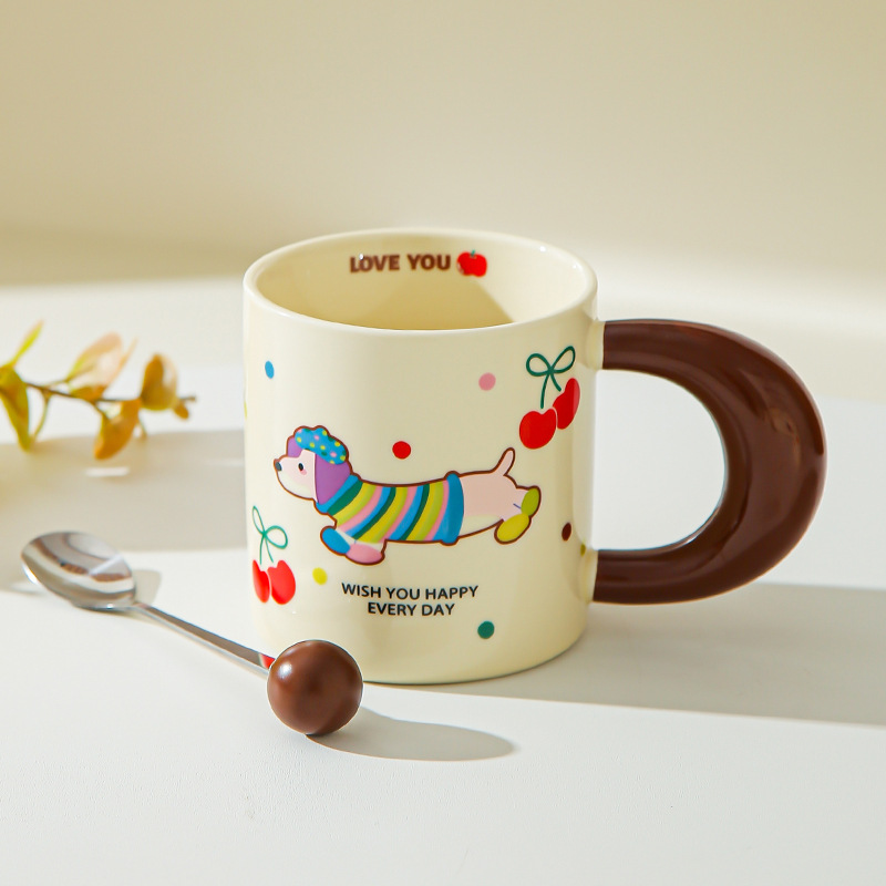 Taza de perro de salchicha para chicas lindas tazas de agua caseras nuevas tazas de café de desayuno de pareja de cerámica 2025