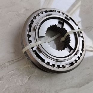 Wholesale automobile gearbox synchronizer suitable for Jianghuai Automobile second and third gear synchronizer general manager