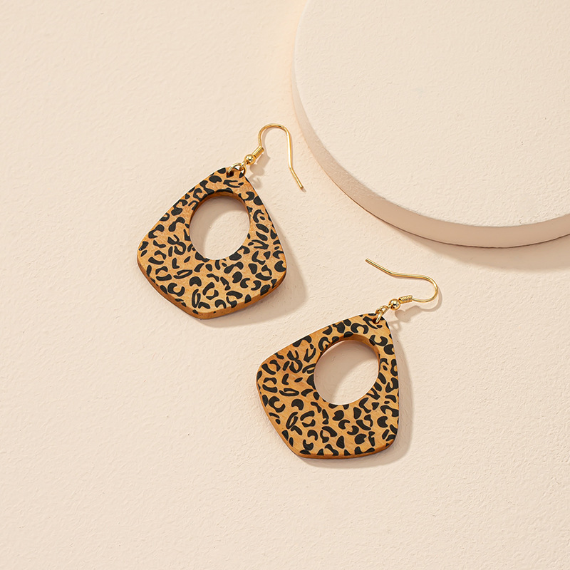 European and American ethnic style wooden leopard print earrings female wholesalepicture2