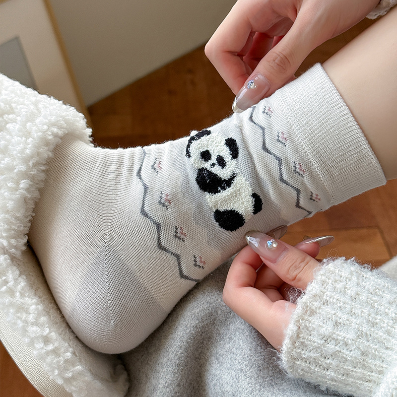 Autumn and Winter New Women's Slouch Socks Korean Version Cartoon Panda Mid-Calf Socks Versatile Casual Seamless Cotton Socks Wholesale Autumn and Winter New Women's Slouch Socks Korean Version Cartoon Panda Mid-Calf Socks Versatile Casual Seamless Cotton Socks Wholesale
