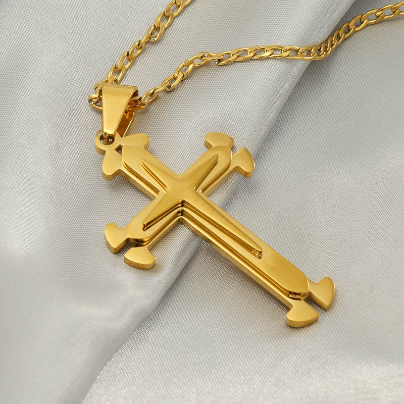 Cross Casual Simple Style 18K Gold Plated Stainless Steel Titanium Steel Pendant Necklace Wholesale display picture 2