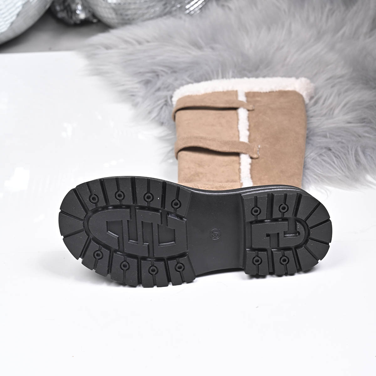 Women's Plus Size Warm Snow Boots Winter Thick Sole Suede Lined Extra Thick High Top Cotton Boots With Belt Buckle_vogvips.com