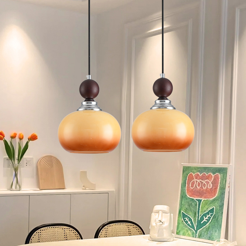 Lámpara de viento retro crema lámpara de cabezal de cama lámpara de vidrio de colores pared de fondo de televisión decoración de la habitación creativa lámpara de cama